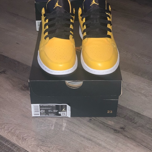 Jordan 1 low - Picture 3 of 3